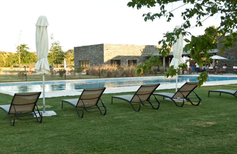 Foto de Venta Lote Perimetral en San Sebastián, Área 8, Pilar, Loma Verde, imagen 4