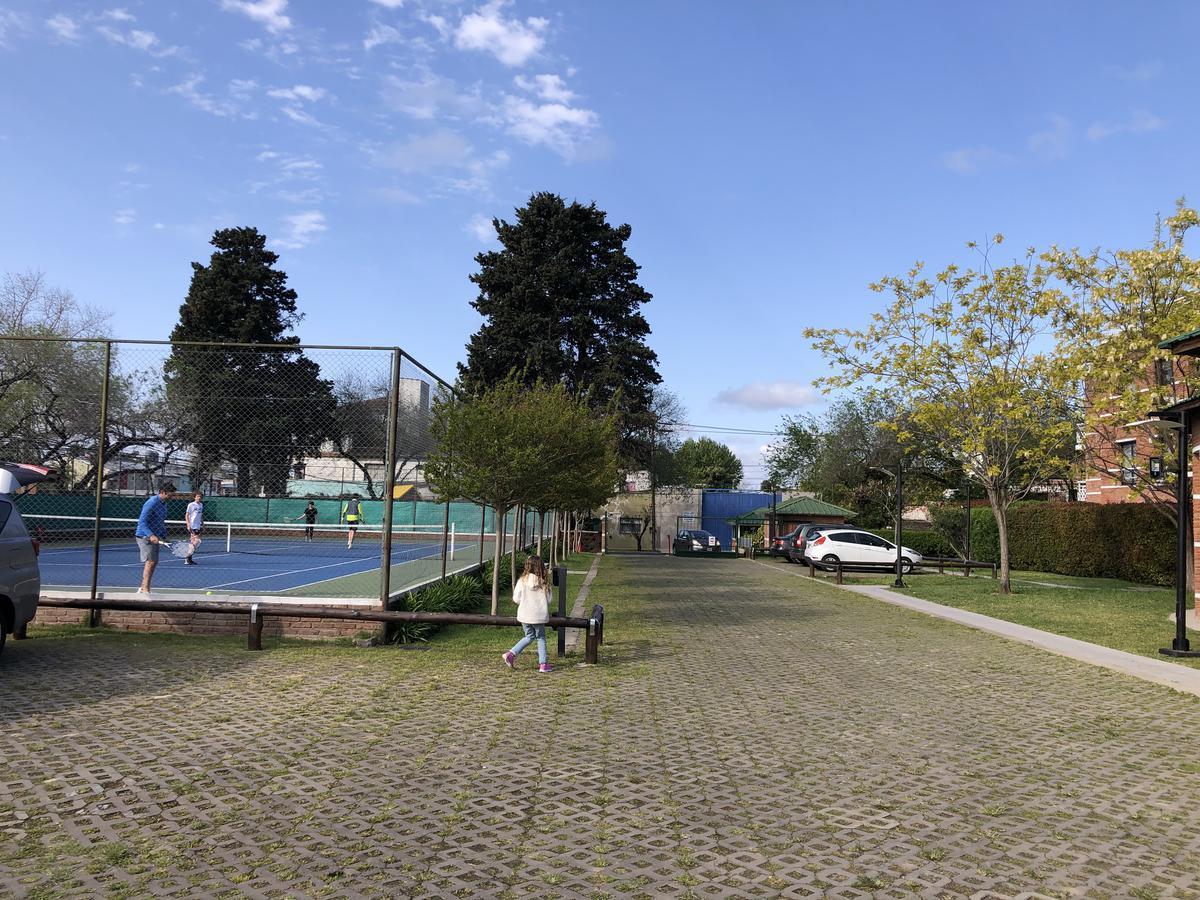 Departamento en Venta Pb con Jardin - Solares de San Isidro 3