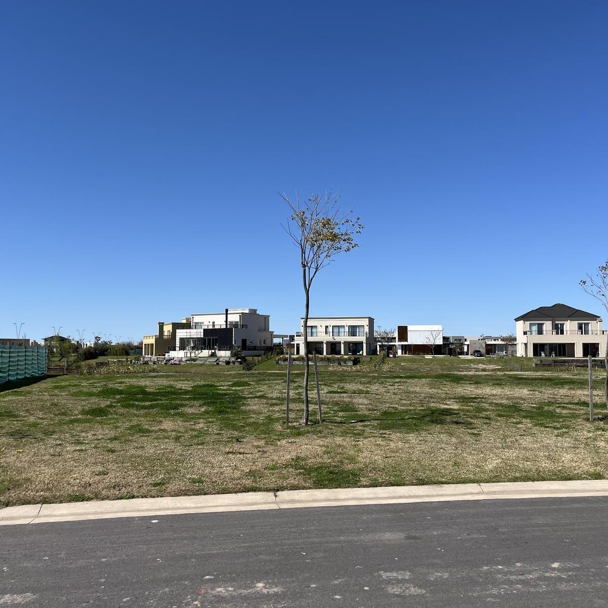 OPORTUNIDAD Venta terreno en Riberas Puertos del Lago Escobar Zona Norte Al Agua