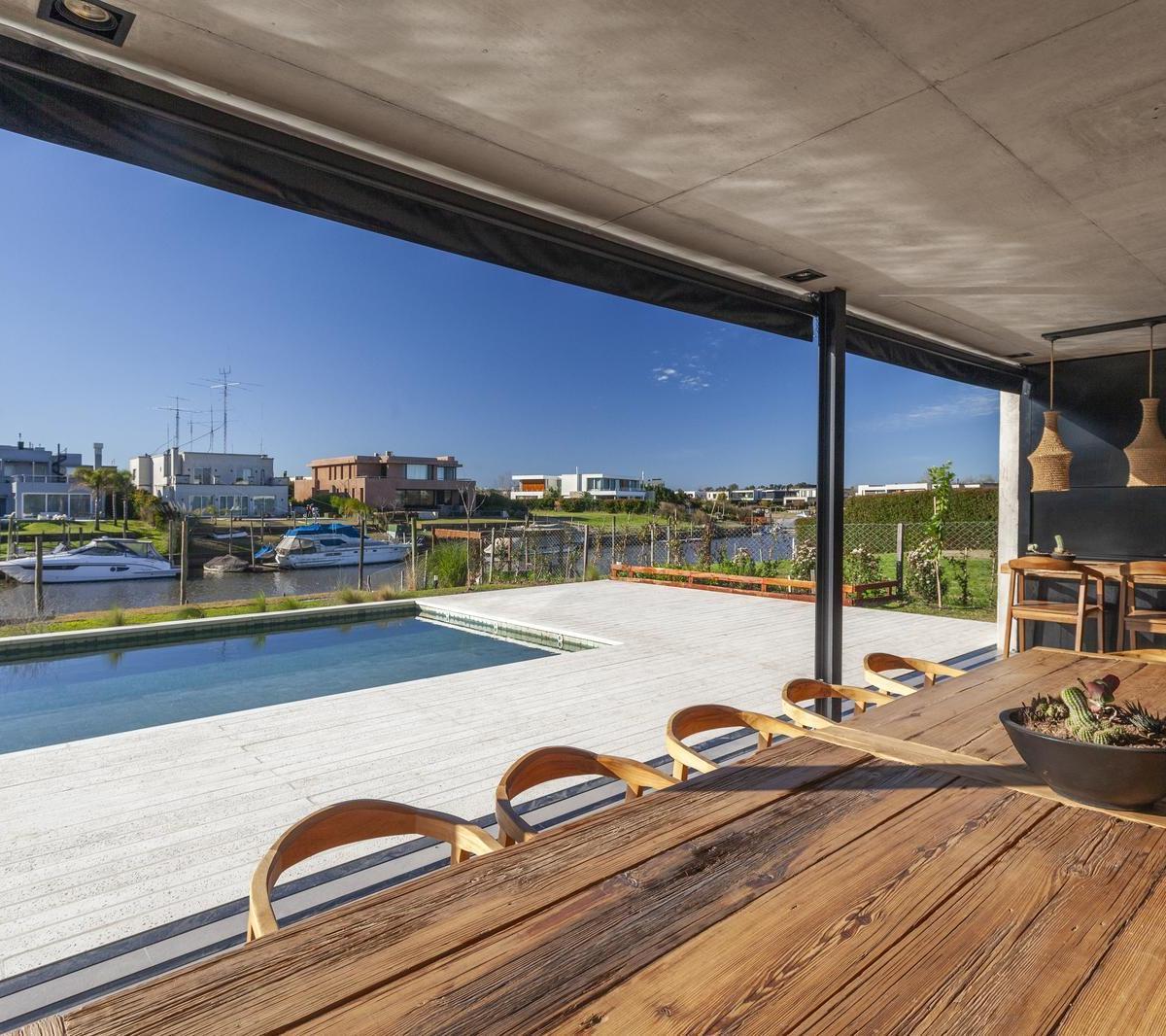 Foto de Casa en venta y alquiler al río, Albanueva. 4 dormitorios en Suite, imagen 4