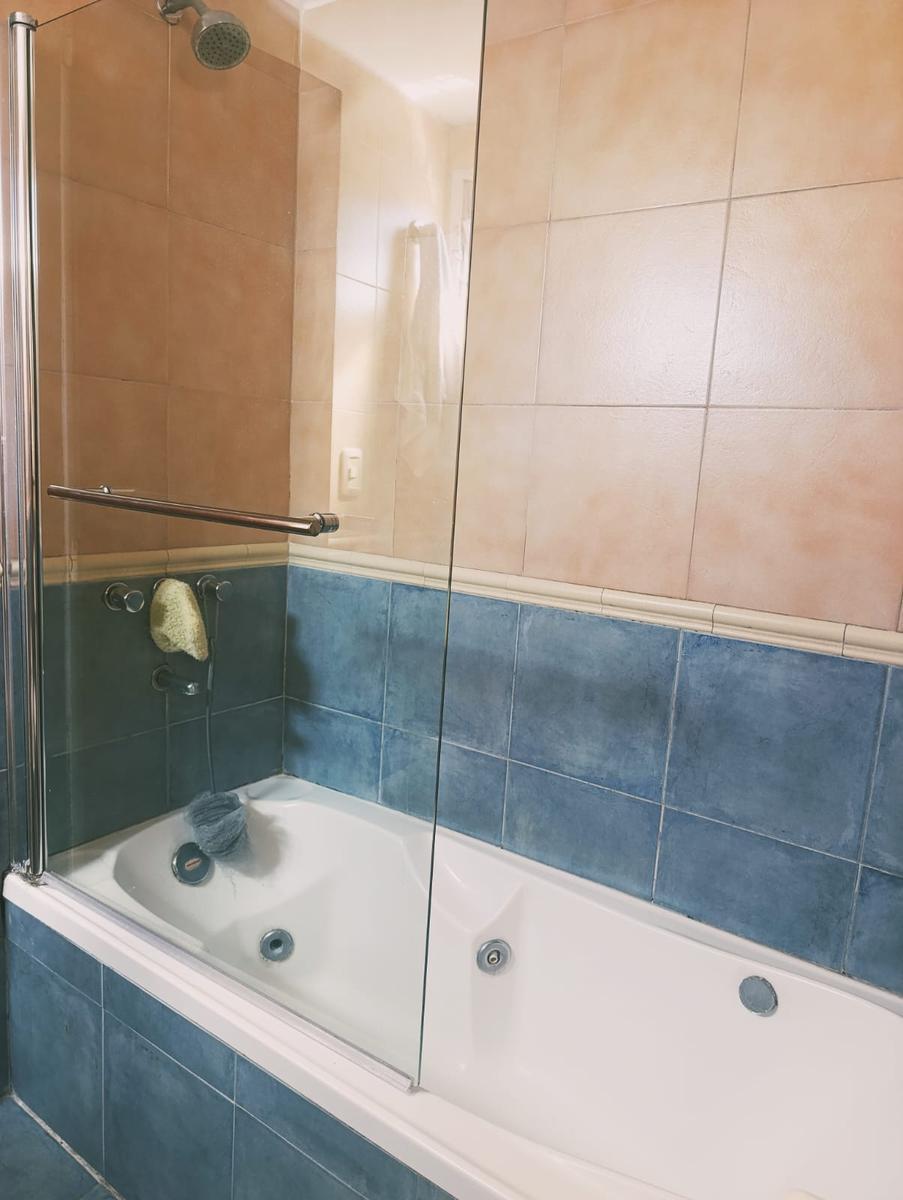 Venta Departamento, 4 Ambientes en Triplex con Parrilla, Terraza y Cochera Cubierta, Parque Chacabu 2
