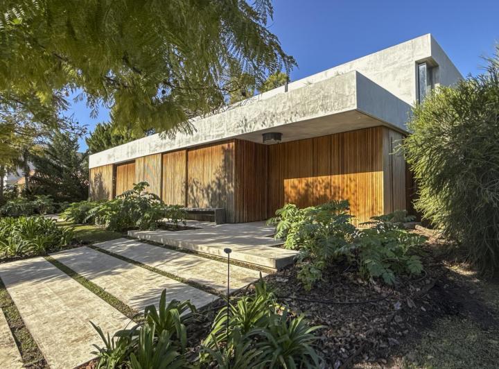 Casa 4 Dormitorios en Los Castores, Nordelta - Premium