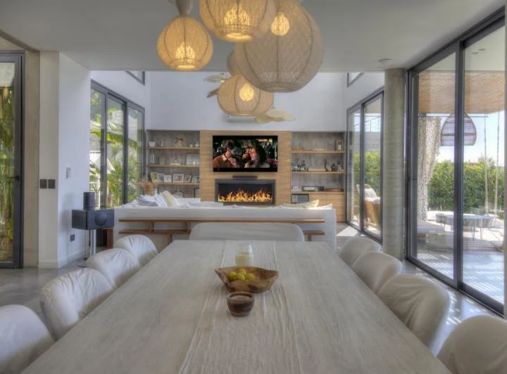 Casa en venta y alquiler al Lago en Central en Lagos de Golf - Nordelta 4