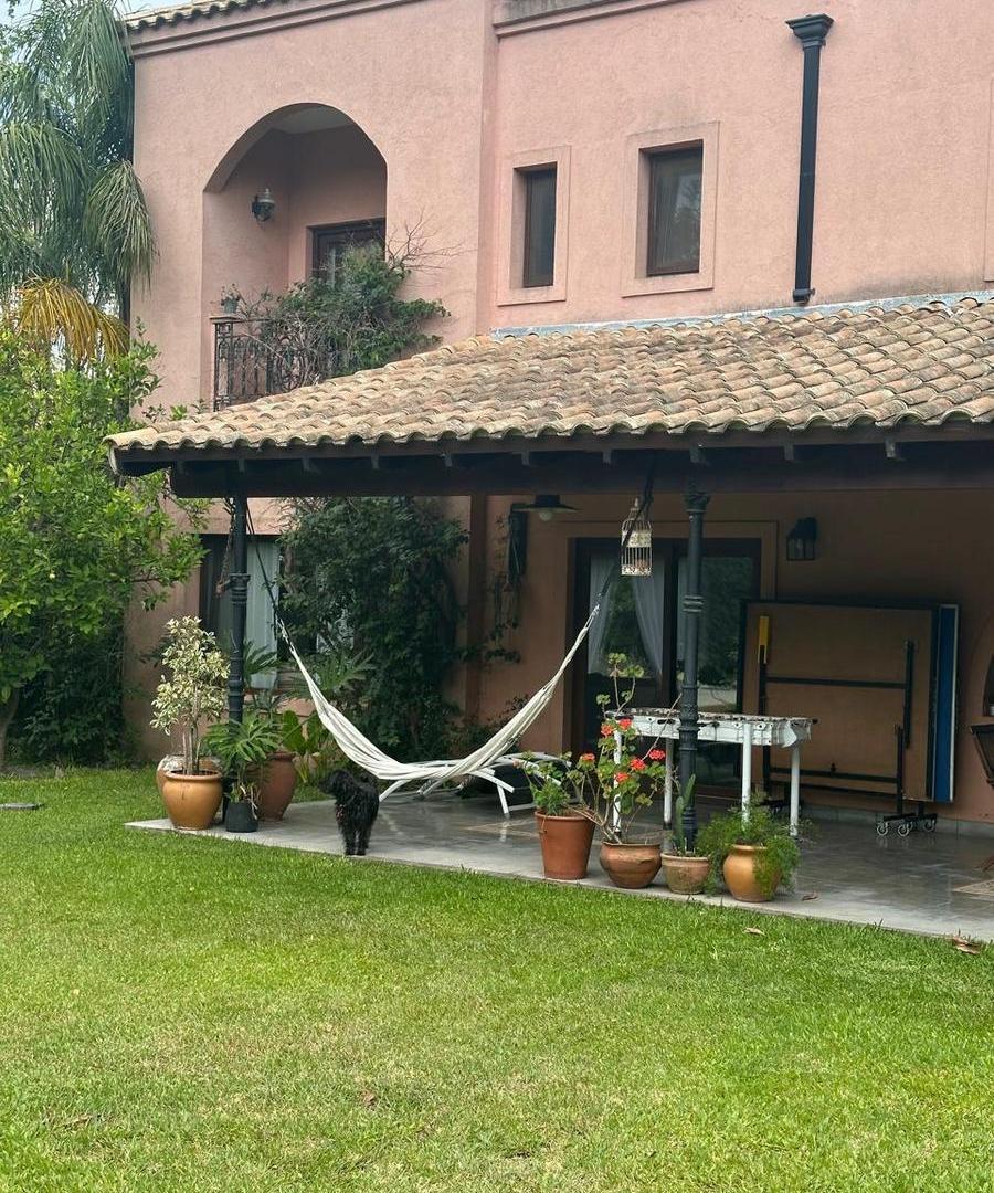 Casa en alquiler segunda quincena de Enero /Febrero Barrio San Isidro Labrador