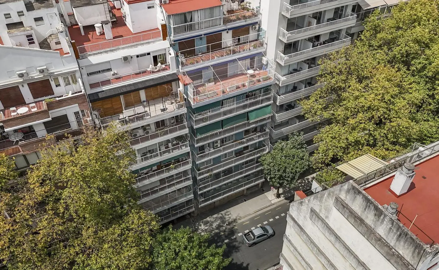 Departamento 4 ambientes en venta  con cochera y Dependencia 5