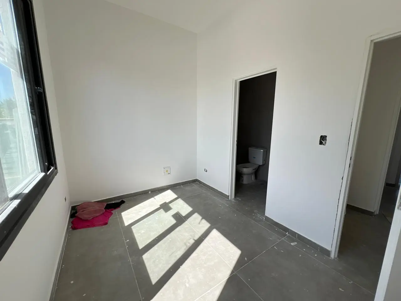 Casa a la laguna con Pileta en venta a Estrenar 4