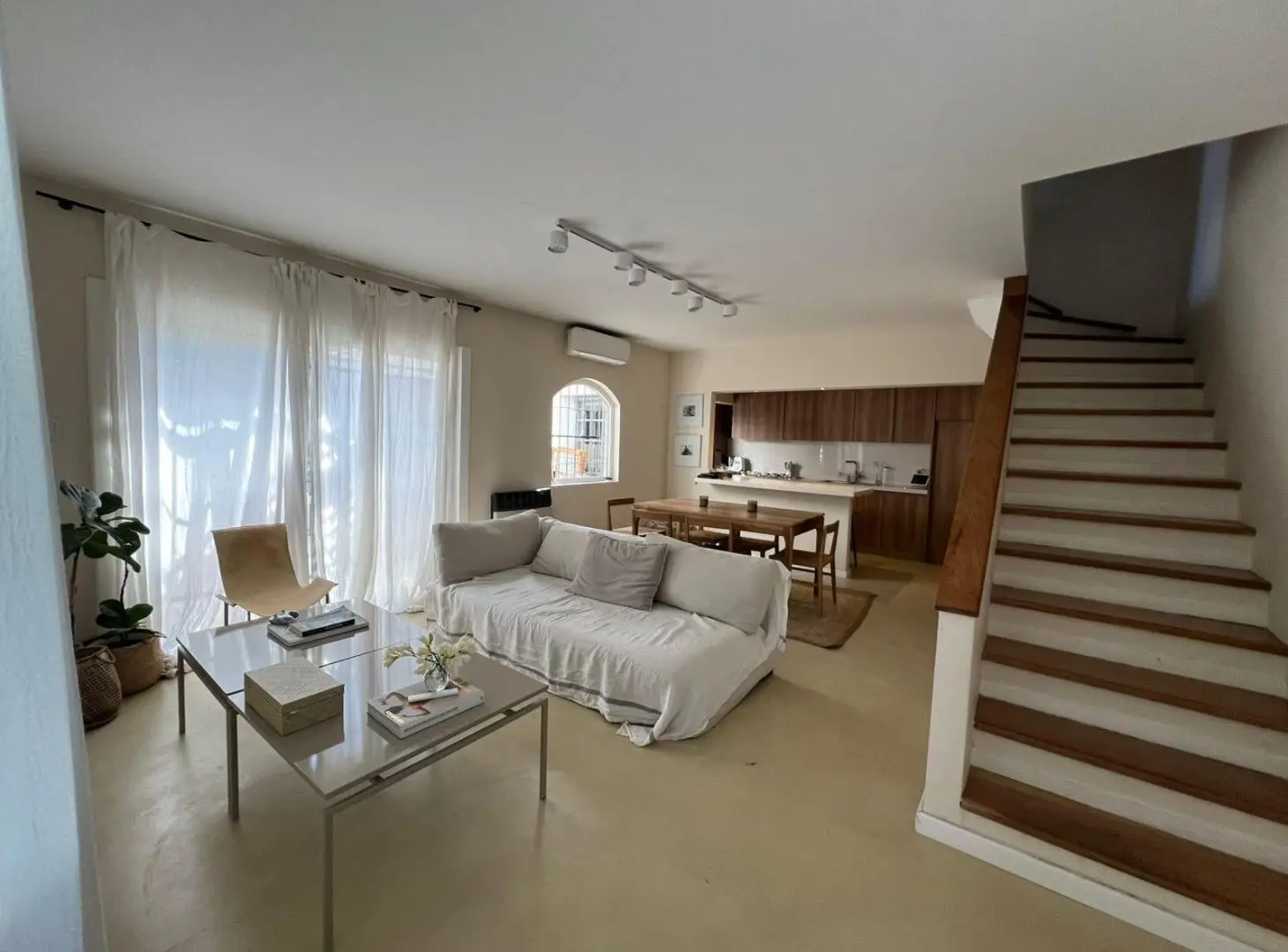 PH en venta en Lomas de San Isidro 4