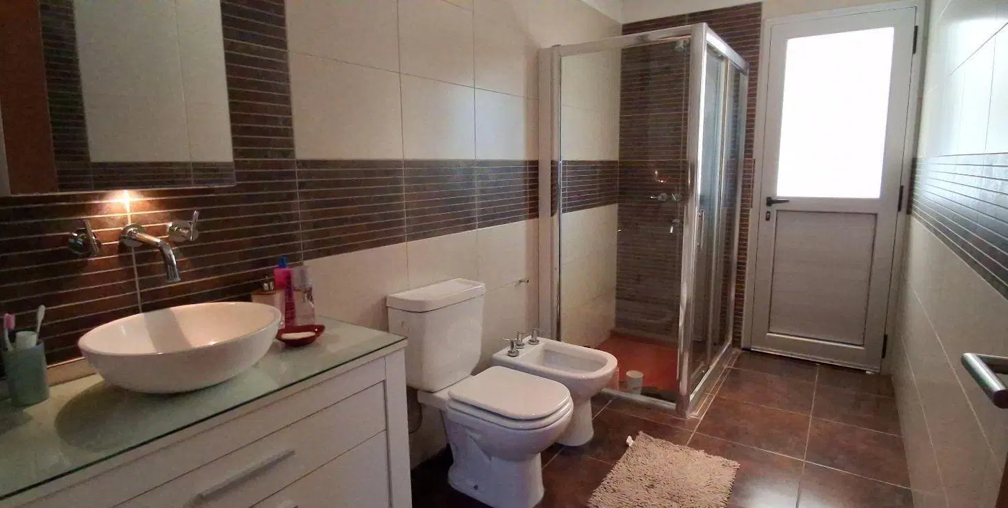 Casa en Alquiler Anual Amoblada en Escobar | A la Laguna con Pileta | El Cazal Nautico  Zona Norte 8