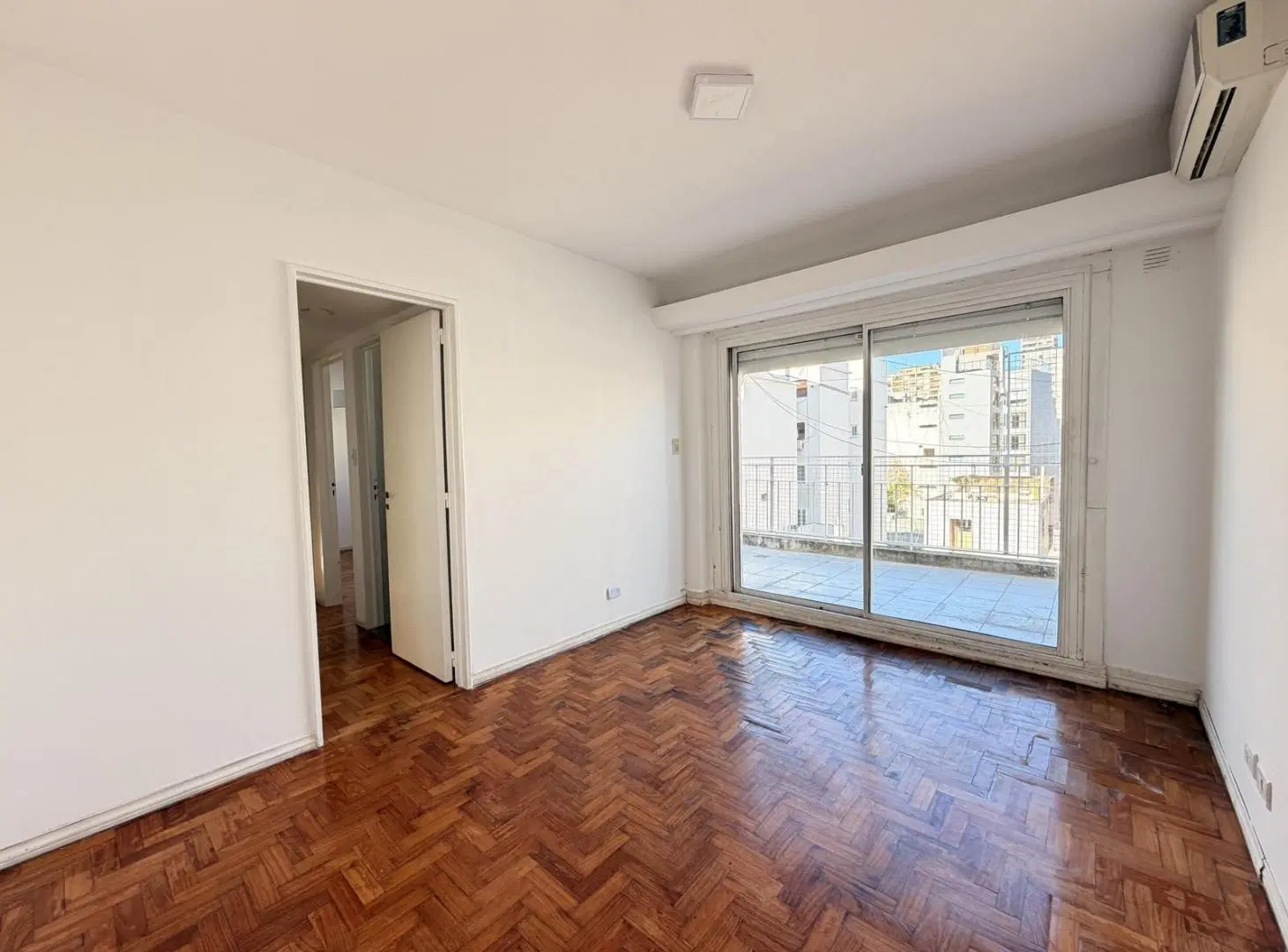 Venta departamento tres ambientes con terraza y parrilla en Palermo CABA 4