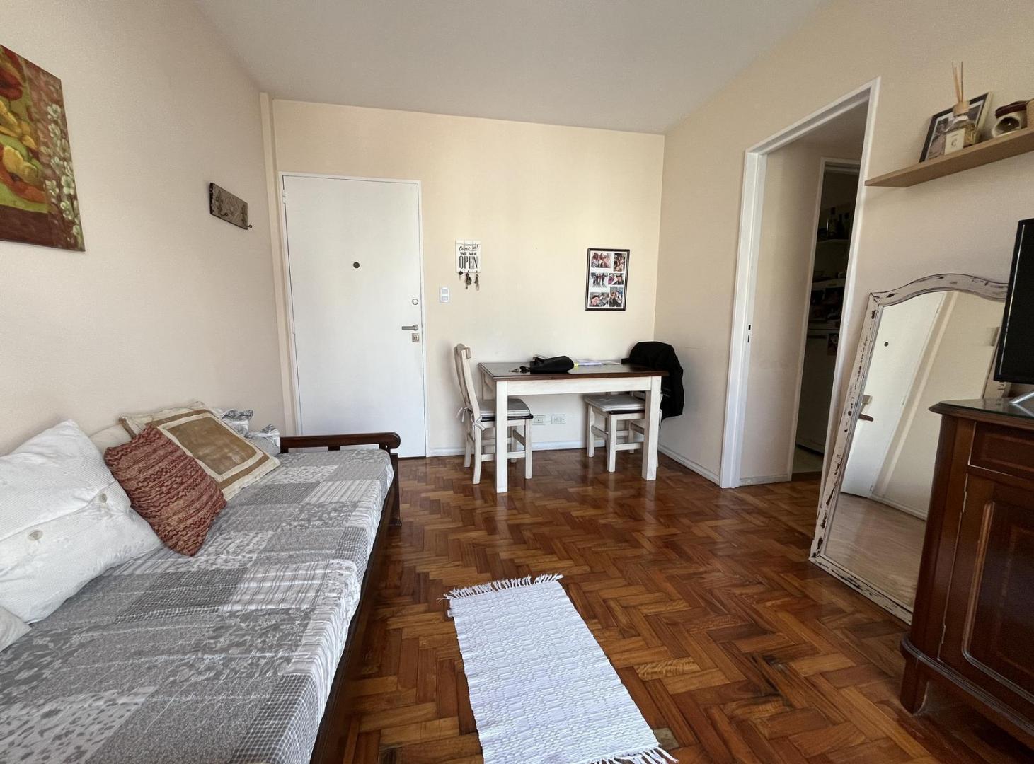 Foto de Venta departamento tres ambientes con terraza y parrilla en Palermo CABA, imagen 2