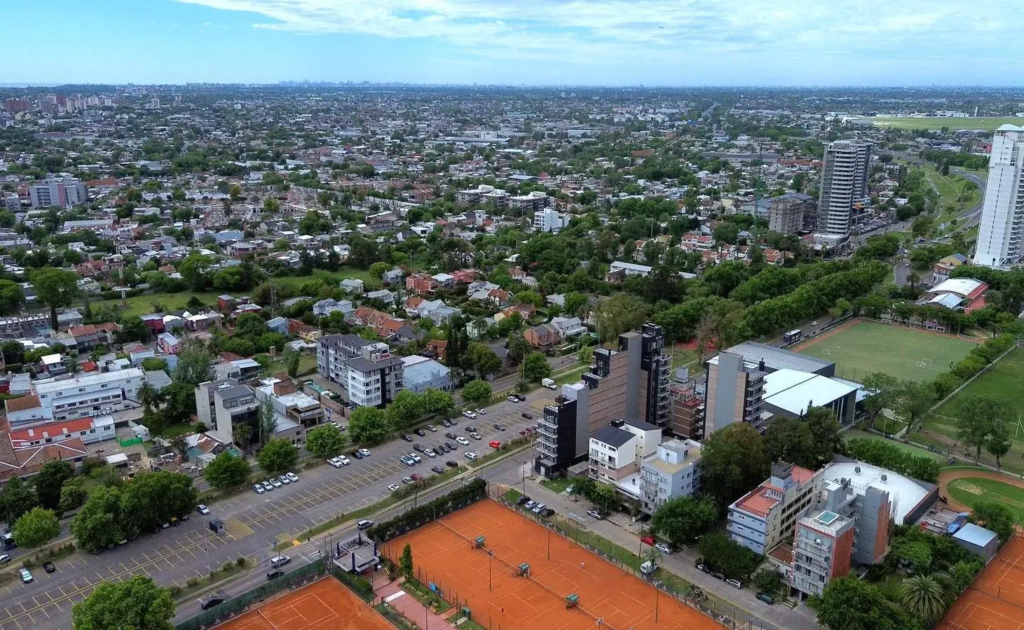 Terreno y local comercial en venta 5