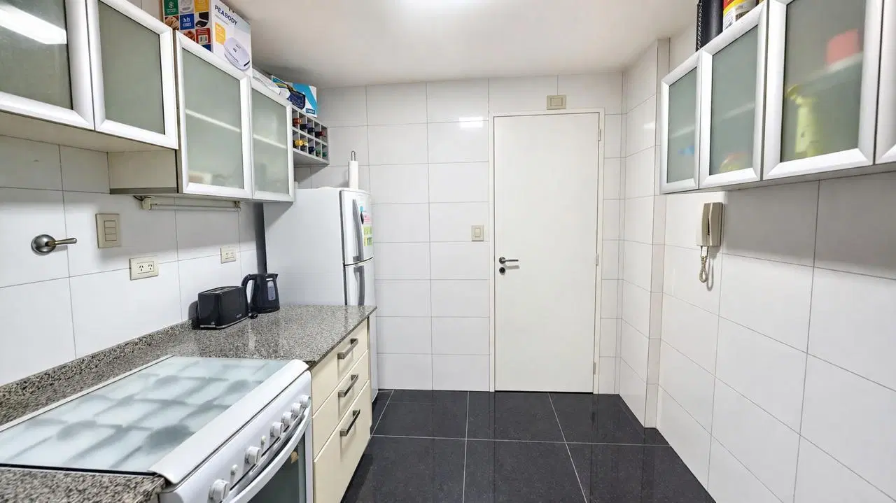 Depto. de 3 ambientes en venta en Palermo (APTO CREDITO) con Pallier Privado y 3 baños 4