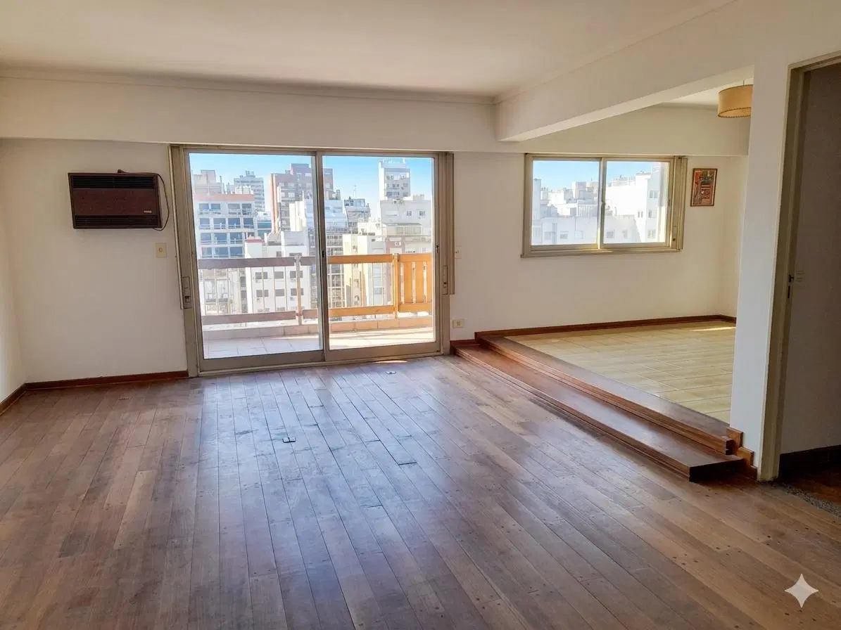 Venta Depto Plaza y Colegio Misericordia 3 ambientes con dependencia y cochera. Flores 3