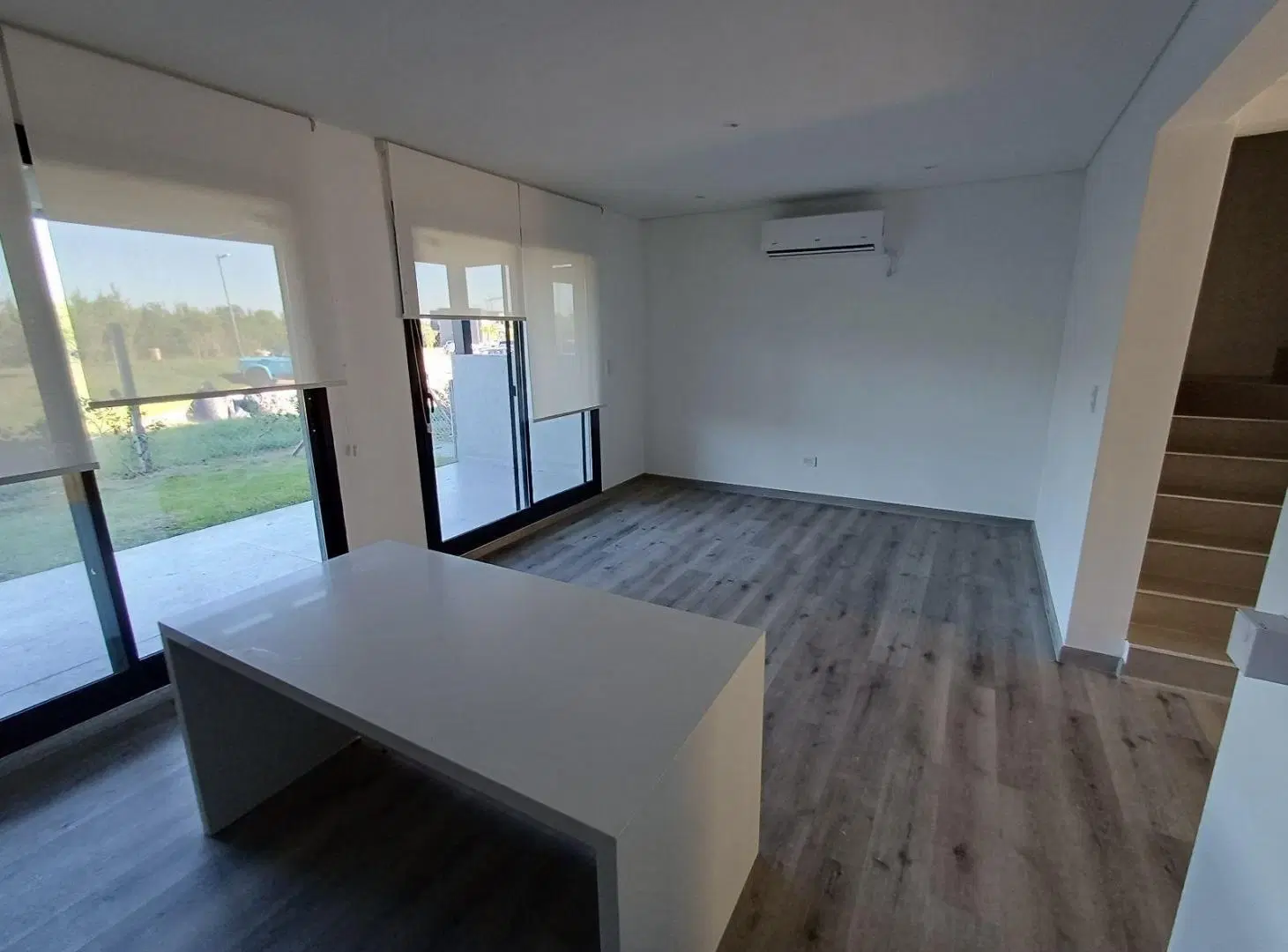 Departamento en alquiler 3 ambientes con jardin en Nordelta 3
