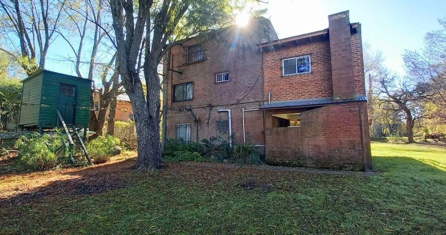 Casa en venta sobre el Carapachay 2