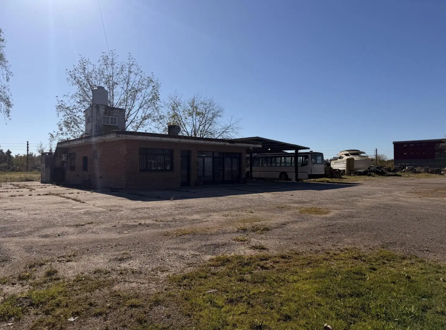 VENTA LOTE COMERCIAL DE 8000M2 DOBLE FRENTSOBRE COLECTORA ESTE RAMAL ESCOBAR Y CALLE GENERAL GÜEMES. 3
