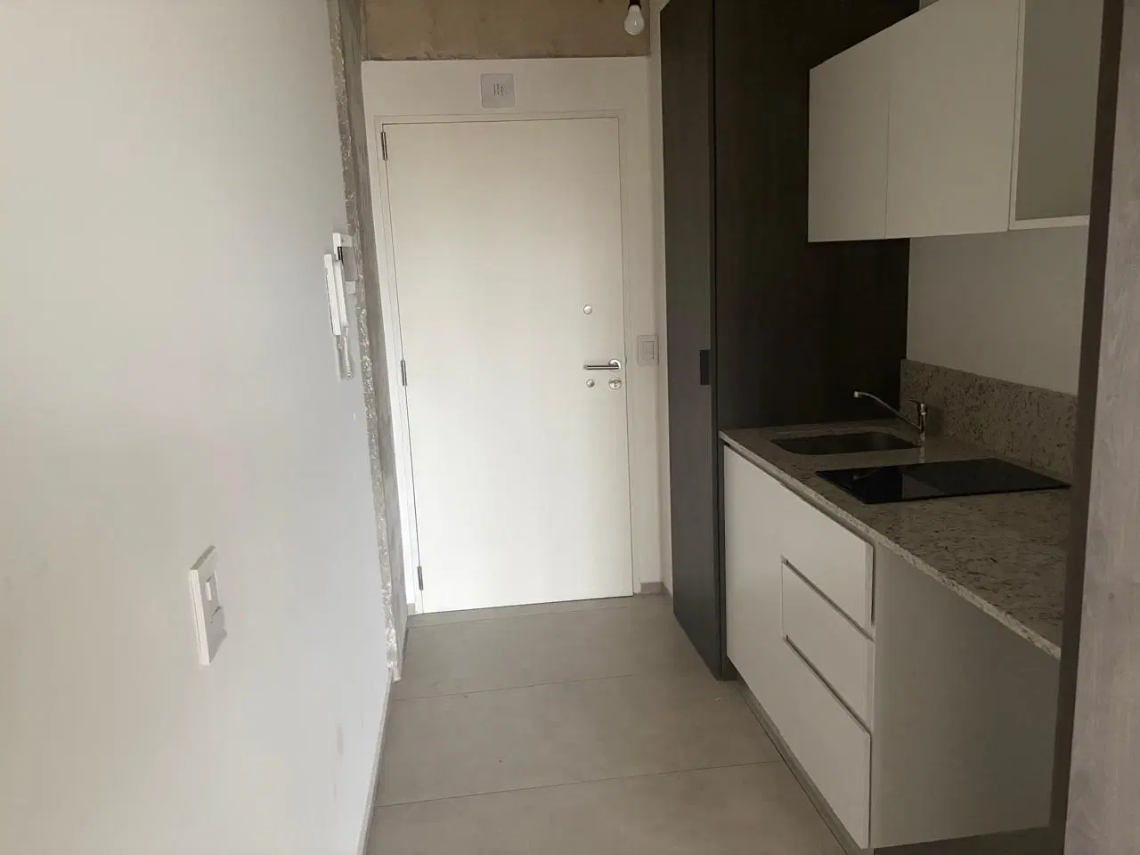 Departamento monoambiente Colegiales, CABA, con balcón a estrenar. 4