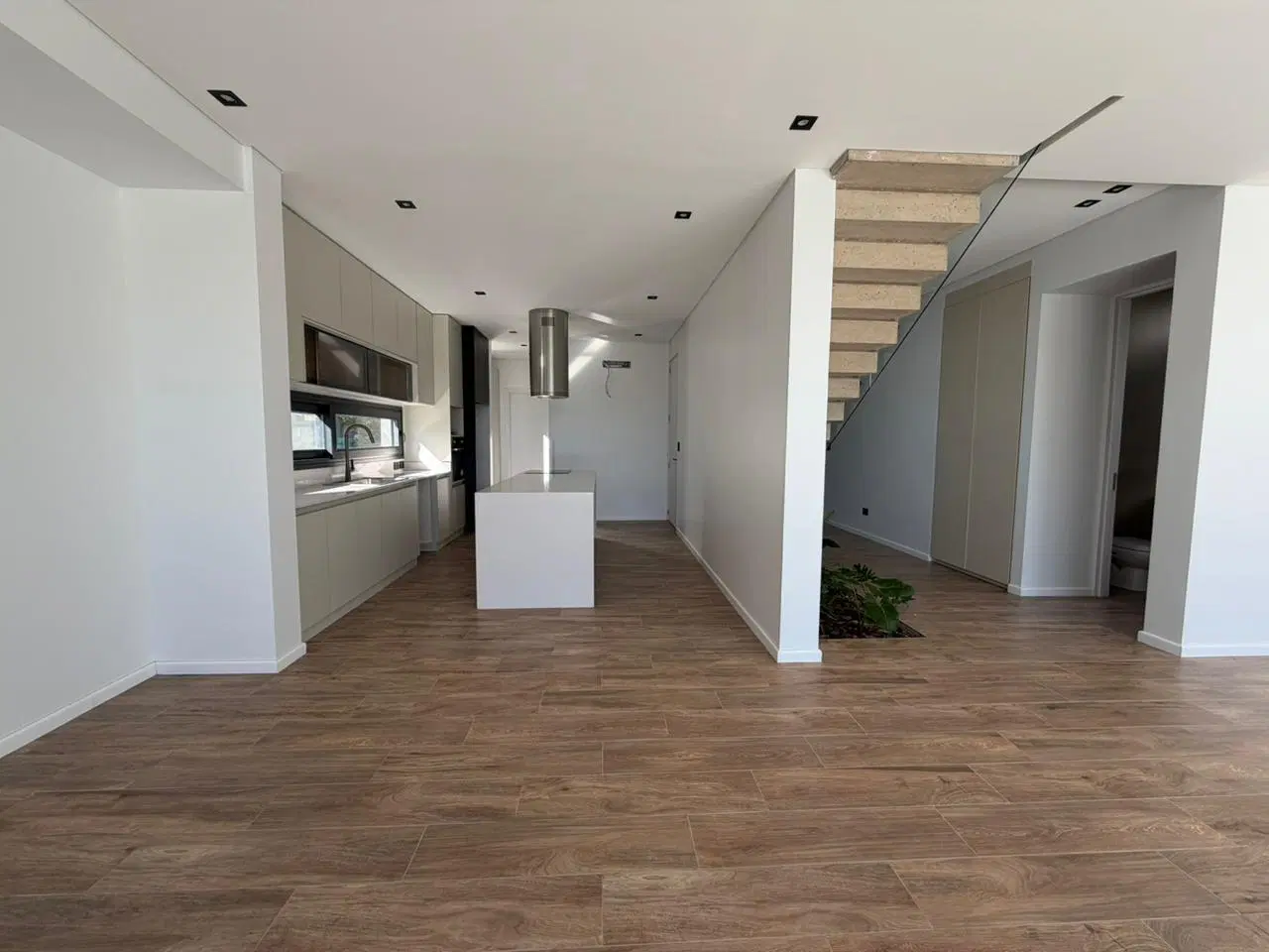 Casa en venta a estrenar en Los Castaños Nordelta 8
