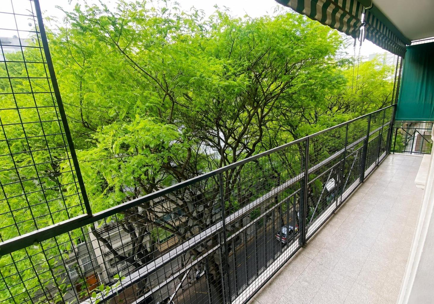 Venta Departamento Recoleta Palermo piso alto con balcon