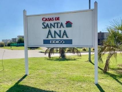 Casa en Casas de Santa Ana