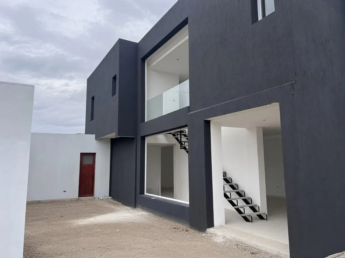 Venta Casa de 5 amb. con parrilla, jardín en Barrio Santa Isabel 2, Ing Maschwitz,Escobar, GBA Norte 2