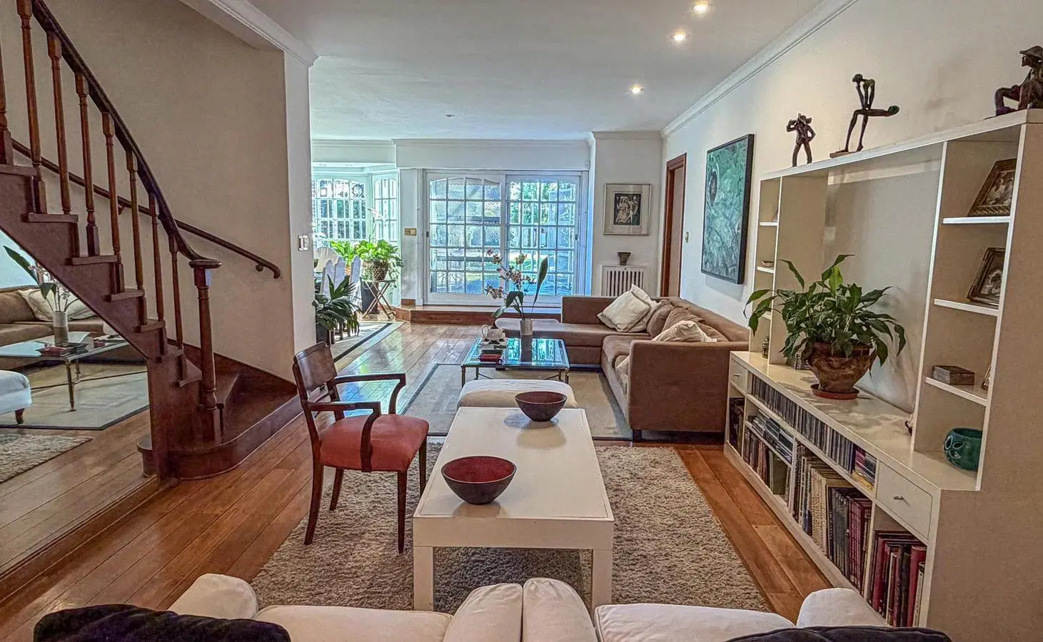 Casa en venta en Martinez con jardín y pileta. 2