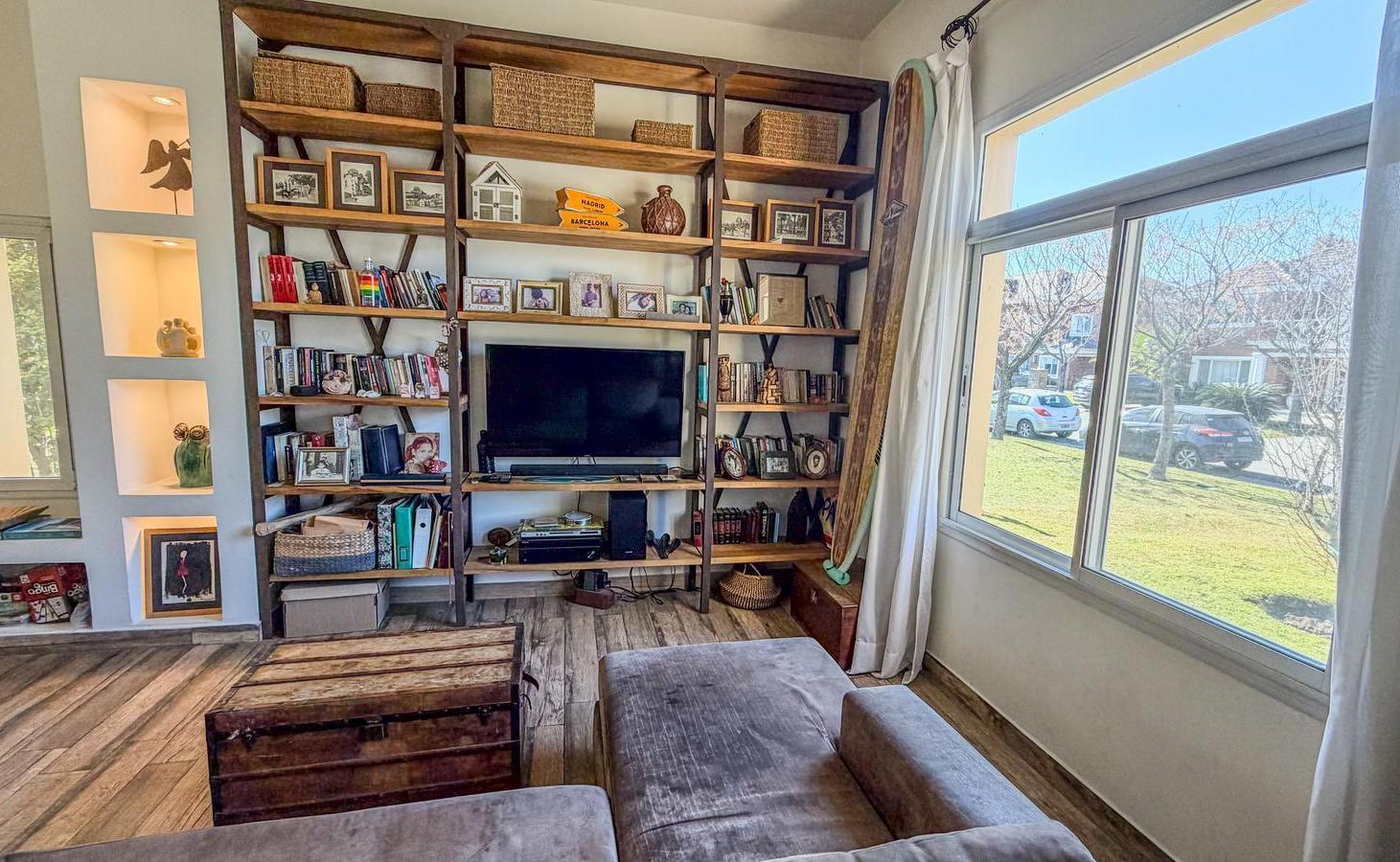 Foto de Casa en venta en el Barrio La Alameda, Nordelta., imagen 2