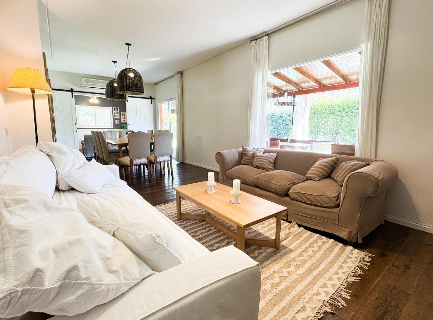Foto de Casa a la venta en el barrio Santa BarbaraCasa, imagen 1
