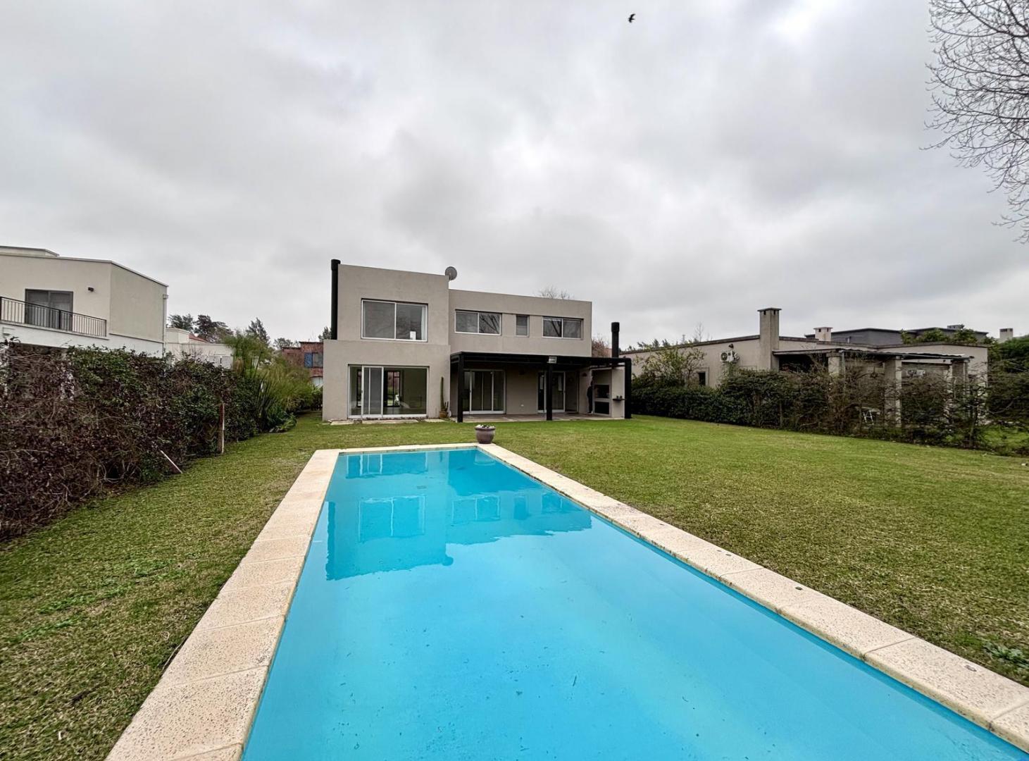Foto de Impecable casa en Santa Barbara, imagen 2