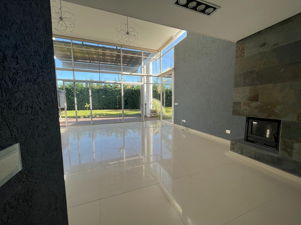 Foto de Casa en Barrio Santa Catalina Villanueva, imagen 2