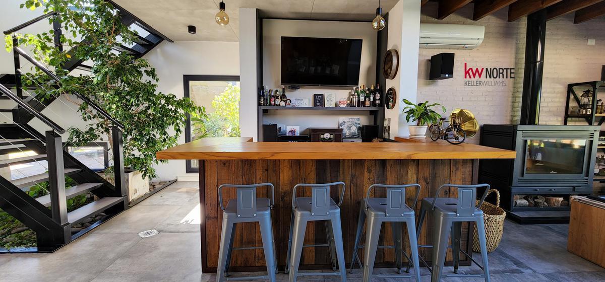 Foto de Casa en venta a la laguna, piscina, 3 dormit, dependencia, gas. San, imagen 3