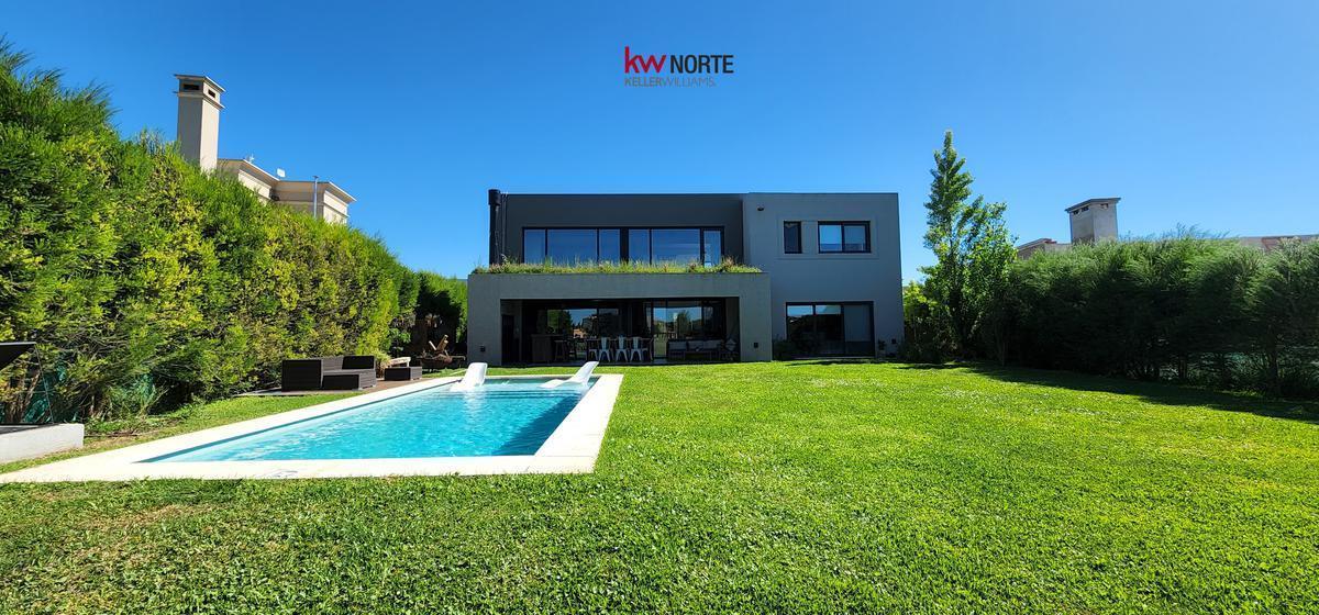 Foto de Casa en venta a la laguna, piscina, 3 dormit, dependencia, gas. San, imagen 1