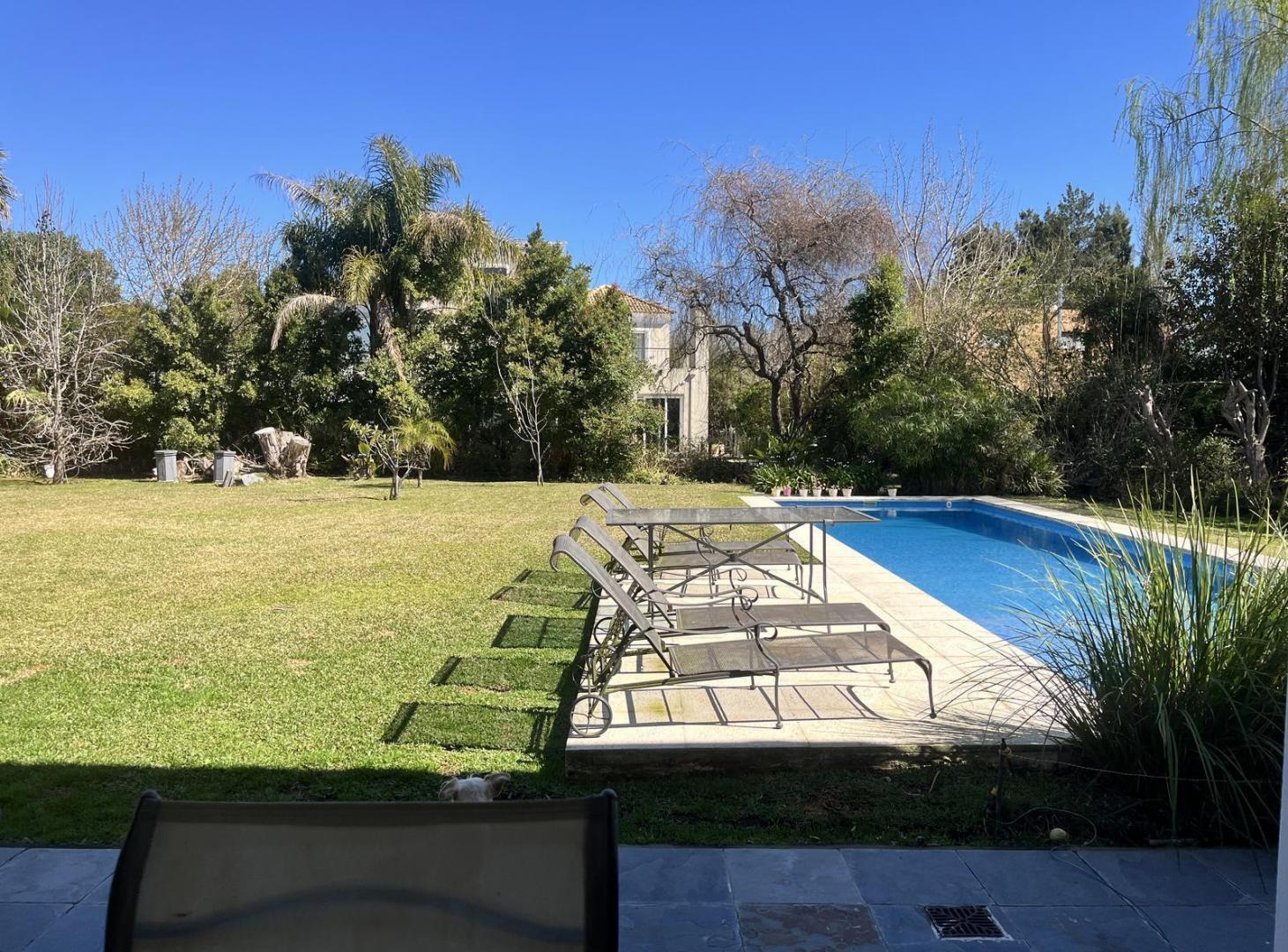 Foto de Casa en venta en Barrio Las Caletas Nordelta con amplio jardin, imagen 3