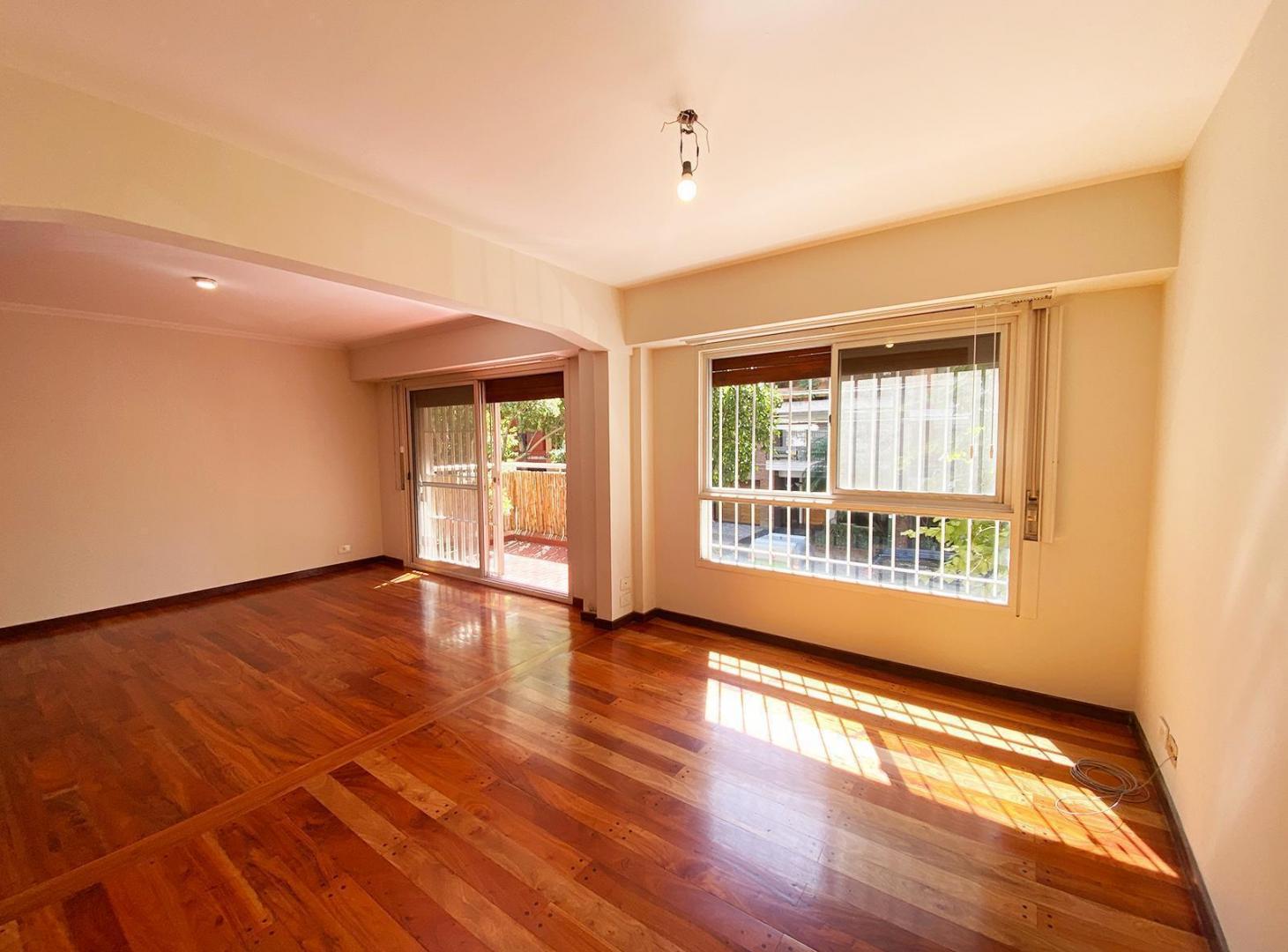 Foto de Hermoso Departamento en venta 4 ambientes y cochera, imagen 2