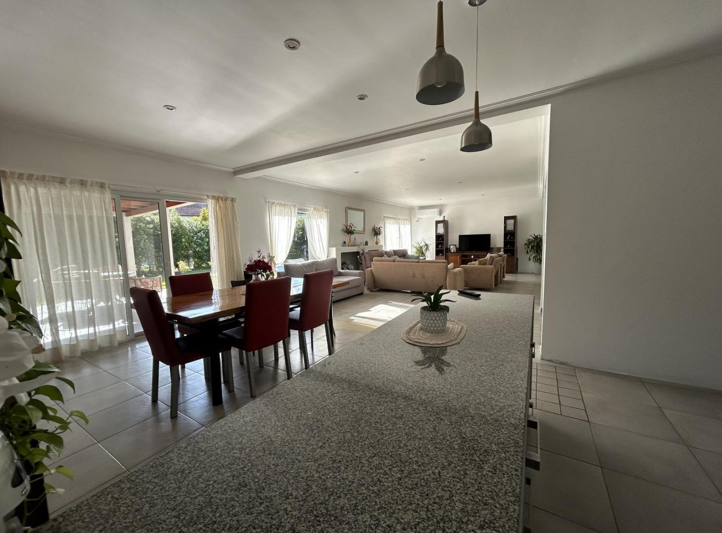 Foto de Casa sobre gran lote interno en cul de sac, mucha privacidad!, imagen 2