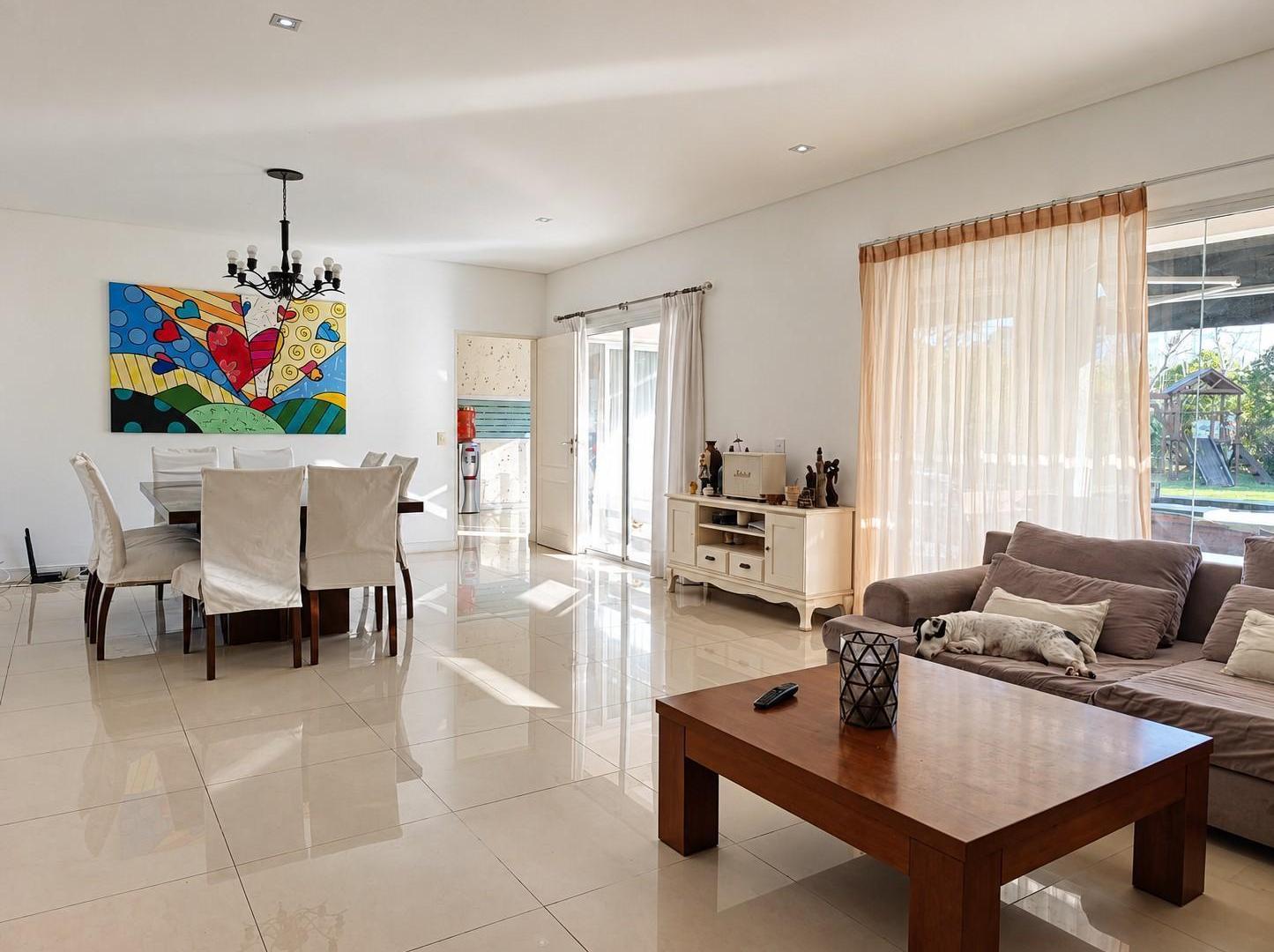 Foto de Venta de hermosa y funcional casa en Septiembre, Escobar, imagen 5