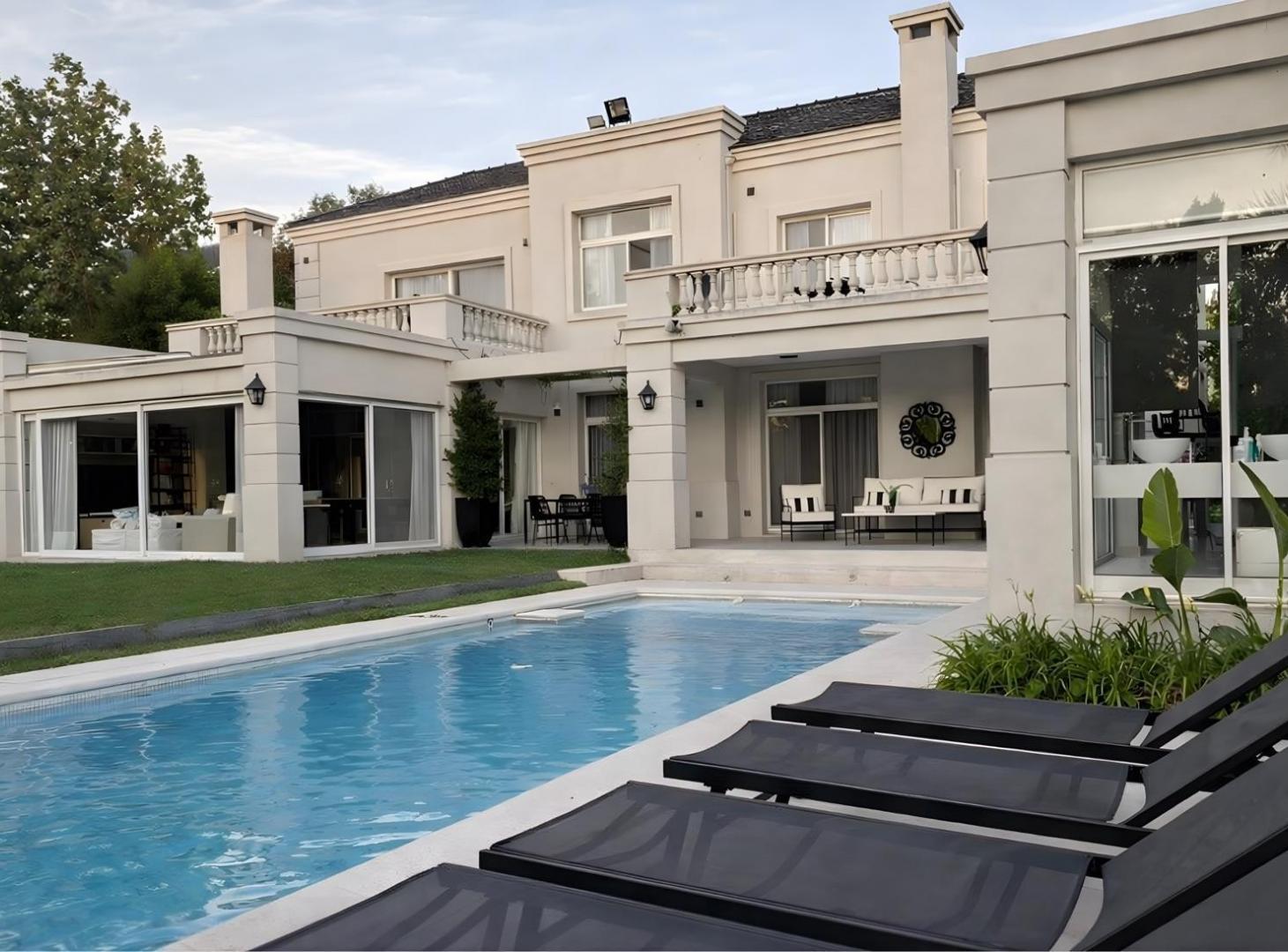 Foto de VENTA en Los Castores, Nordelta. CASA al agua. 4 dormitorios. Playroom, imagen 1