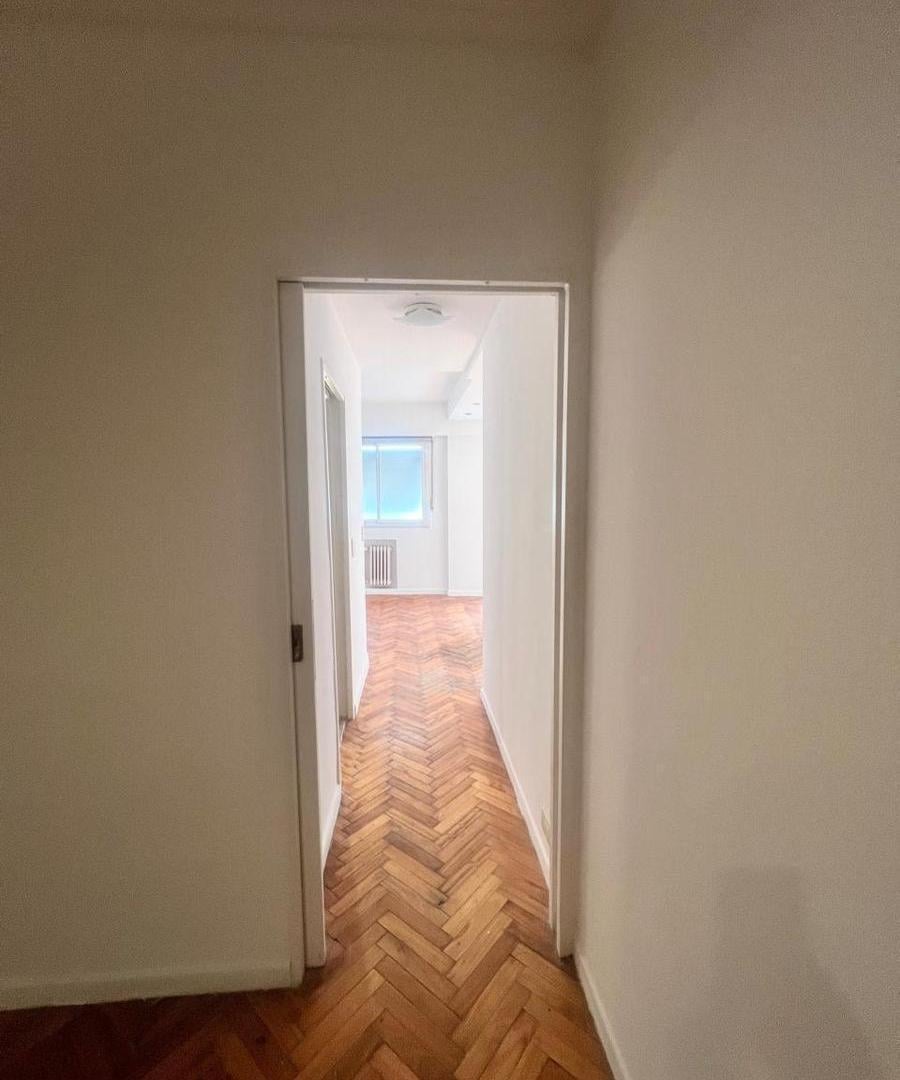 Foto de VENTA depto JUNCAL al 2200 entre Larrea y Azcuenaga RECOLETA 56m2, imagen 4