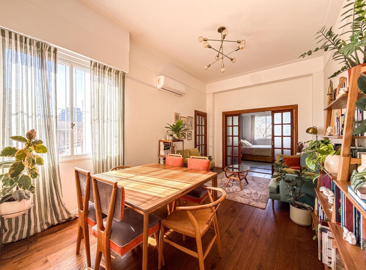 Foto de Departamento en venta Caballito cuatro ambientes y escritorio, imagen 1