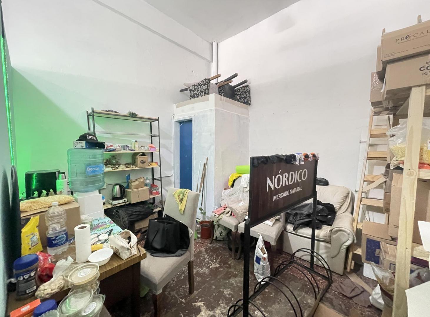 Foto de local en alquiler, centro comercial, Garín, 45m2, imagen 2