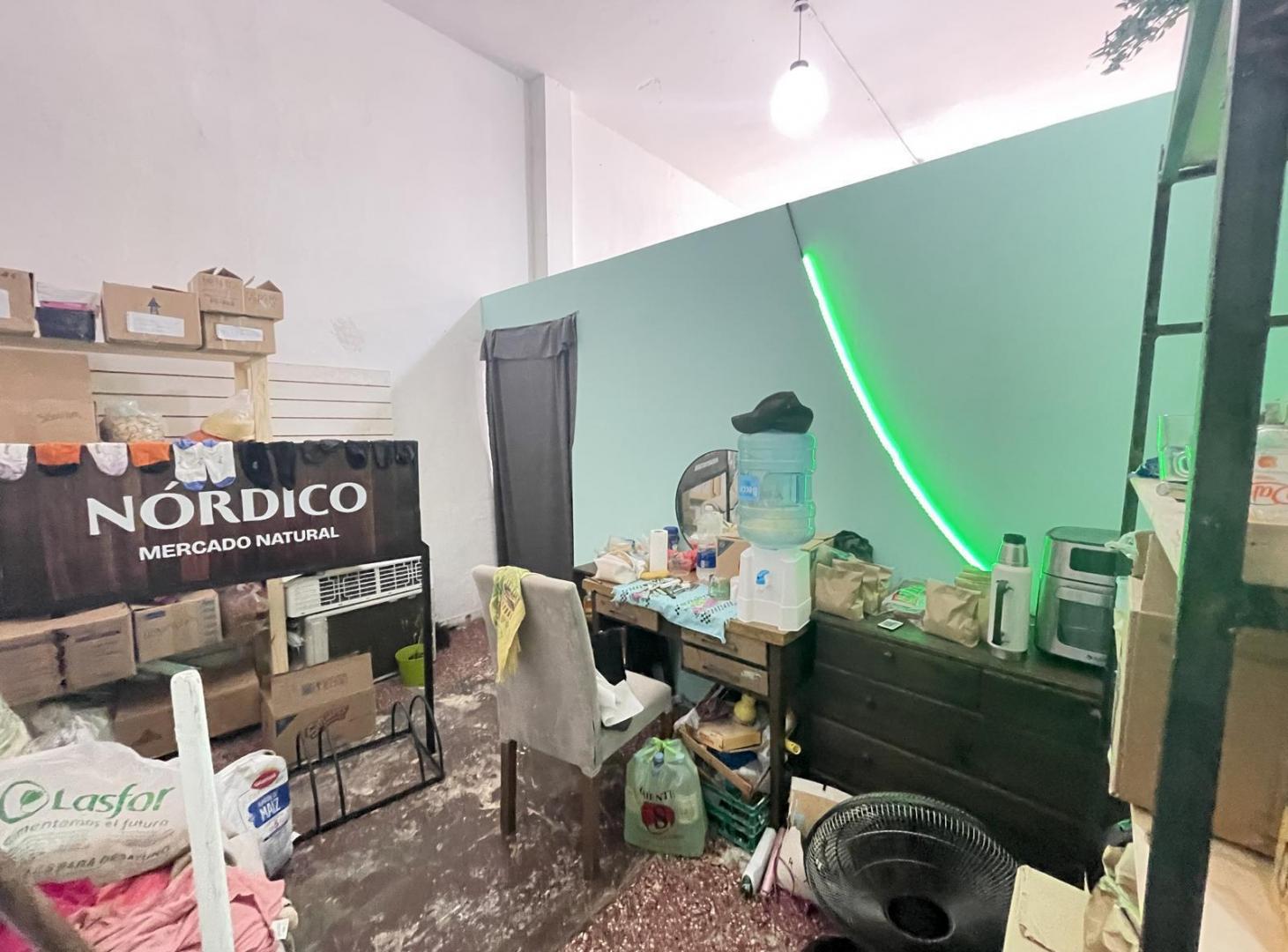 Foto de local en alquiler, centro comercial, Garín, 45m2, imagen 1