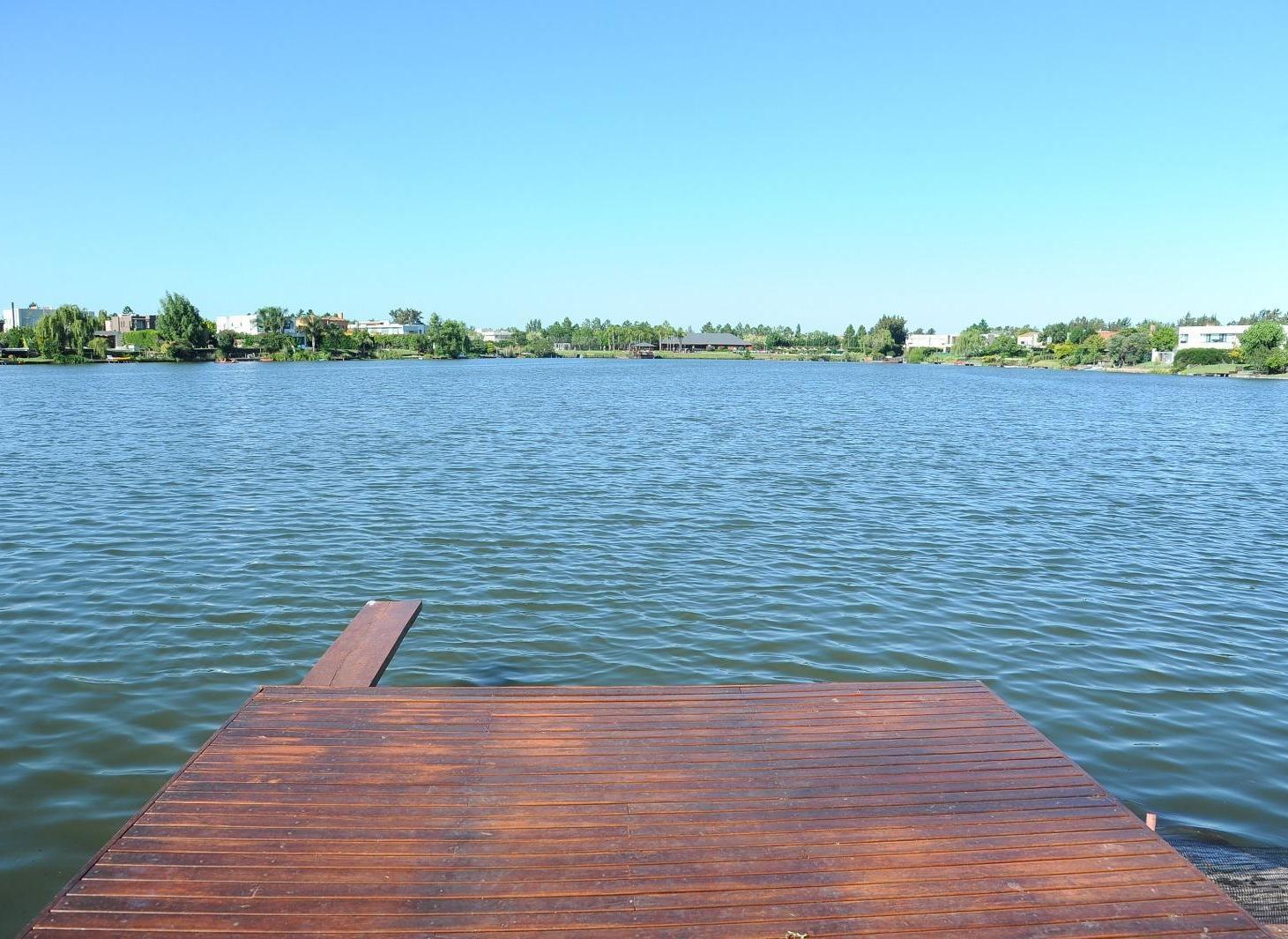 Foto de Casa en VENTA, 6 ambientes, a la laguna, en Talar Del Lago II, Pacheco, imagen 2