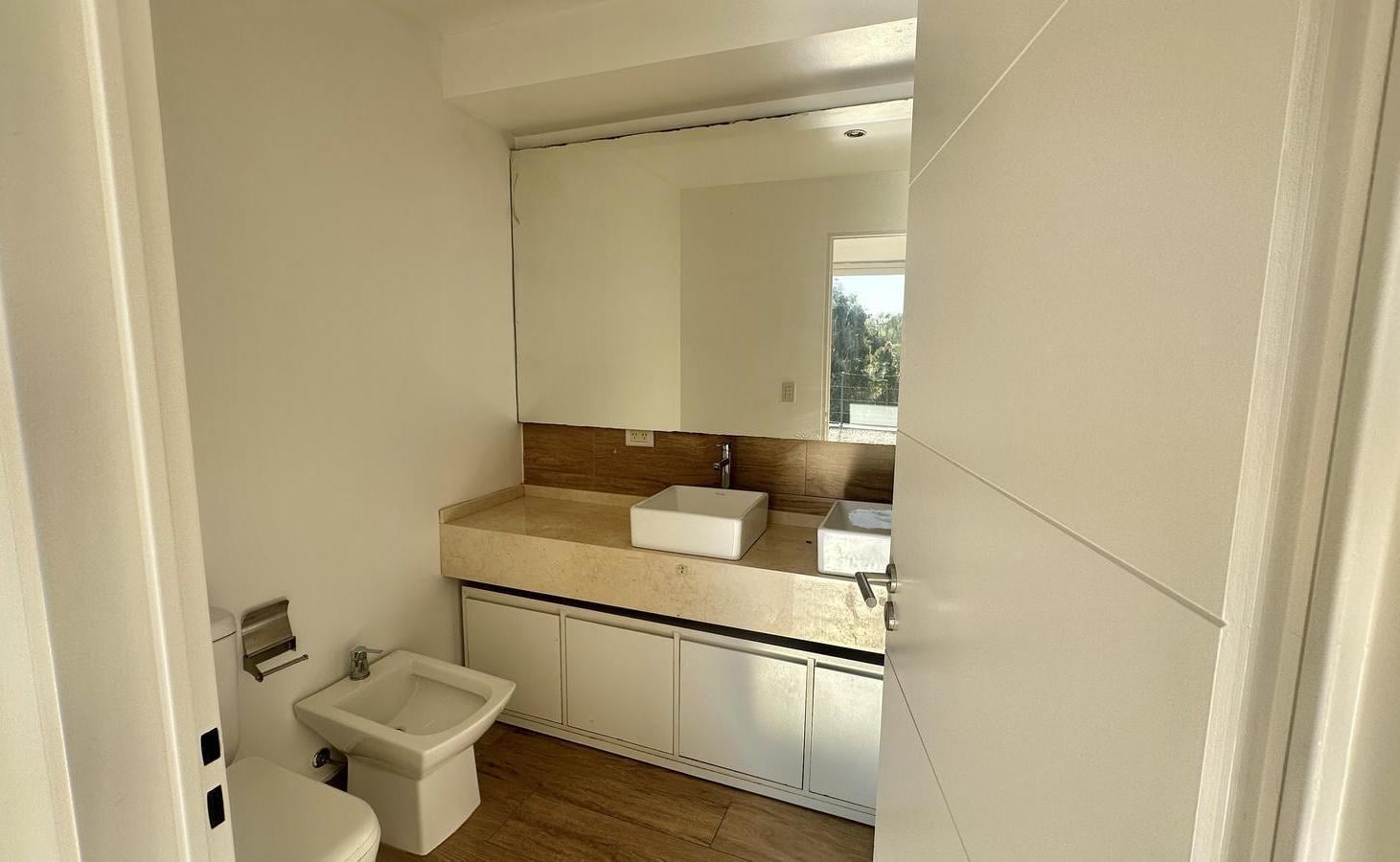 Foto de Casa en venta moderna en Santa María de Tigre, 3 dormitorios mas play, imagen 2