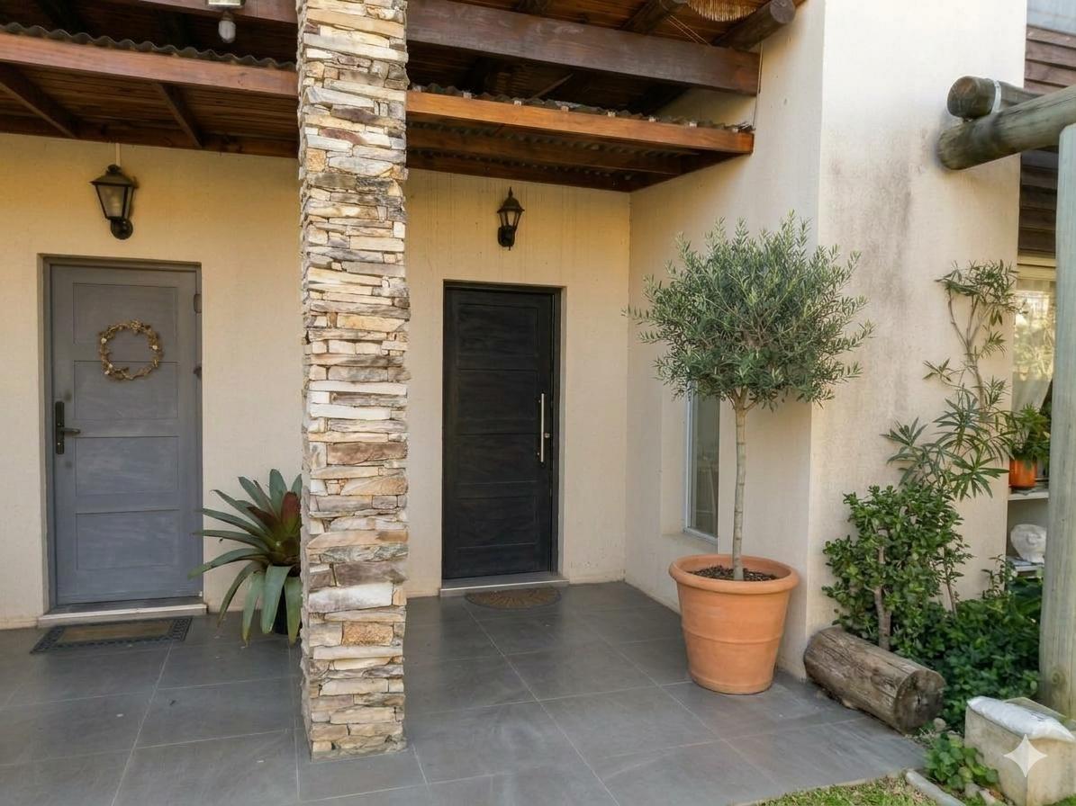 Foto de Alquiler Casa 4 ambientes en Homes Portezuelo, imagen 2
