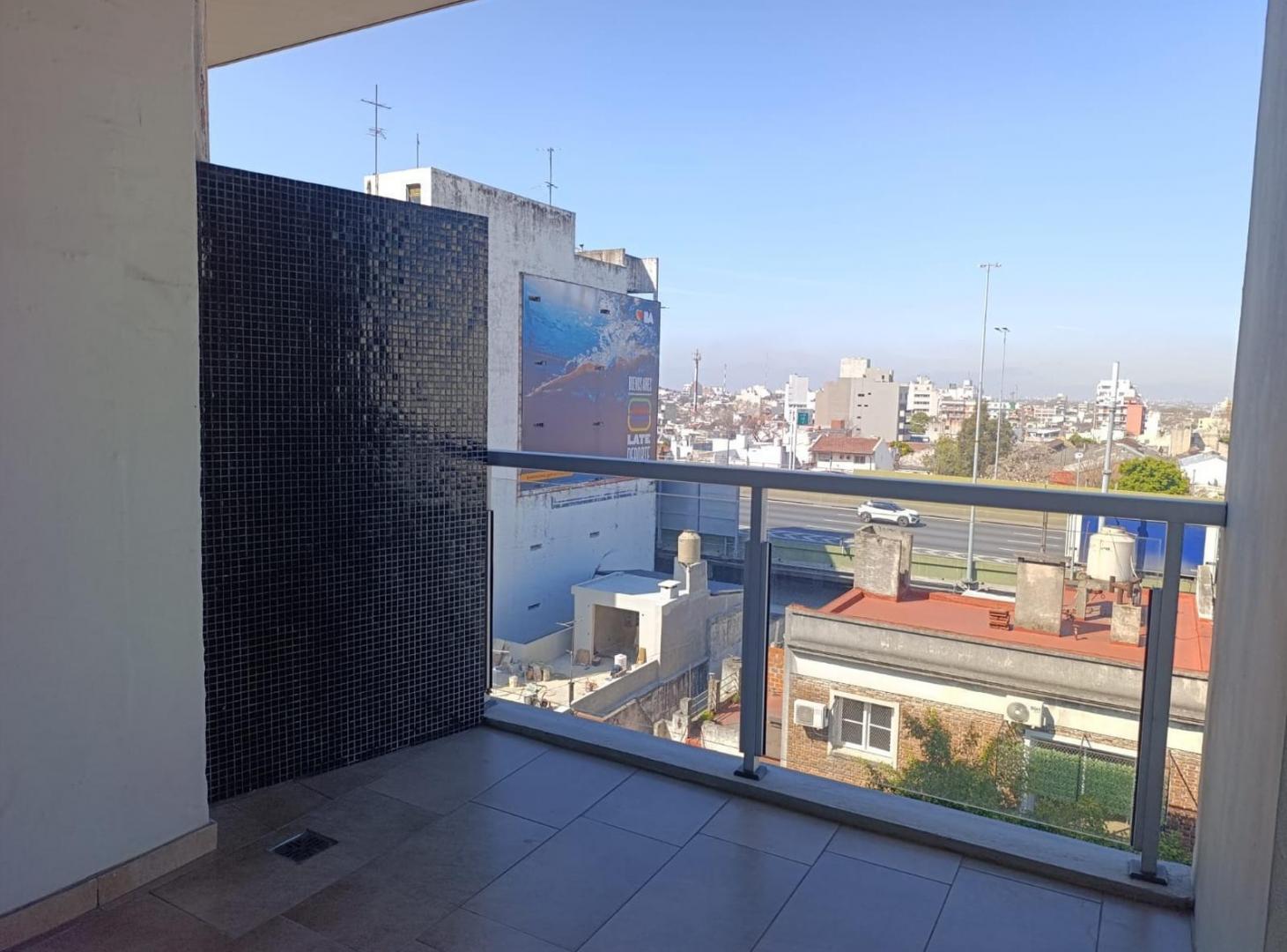 Foto de Venta de hermoso dpto de ambiente y medio con balcón aterrazado y, imagen 1