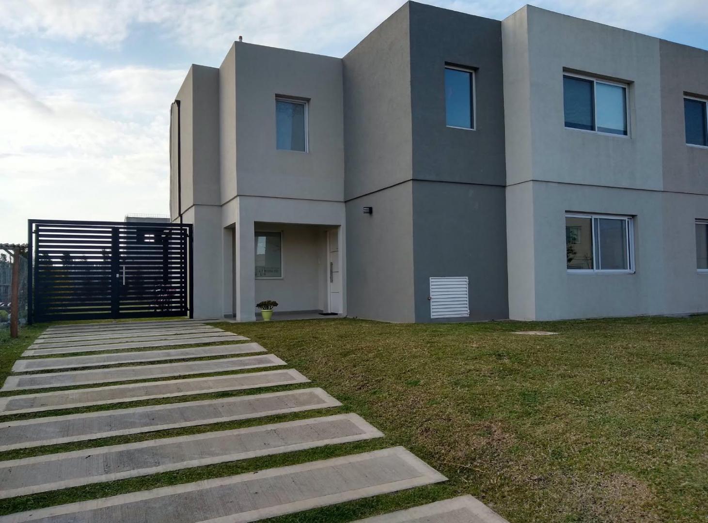 Foto de Casa ampliada en Bº ABIERTO CASAS DE SANTA ANA, 3 dormitorios y, imagen 2