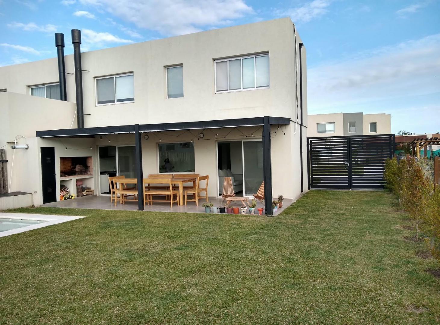 Foto de Casa ampliada en Bº ABIERTO CASAS DE SANTA ANA, 3 dormitorios y, imagen 1