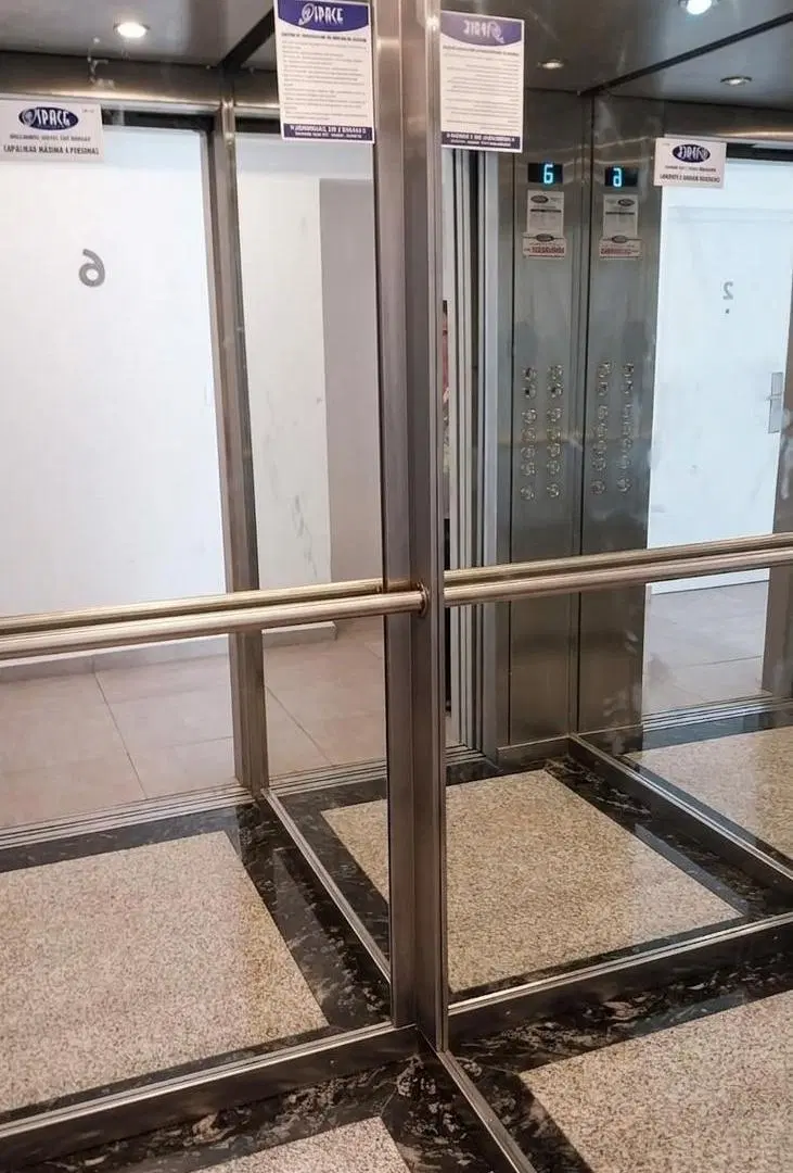 Departamento en Alquiler – Piso 6 al Frente con Vista Despejada y Balcón – Echesortu 4