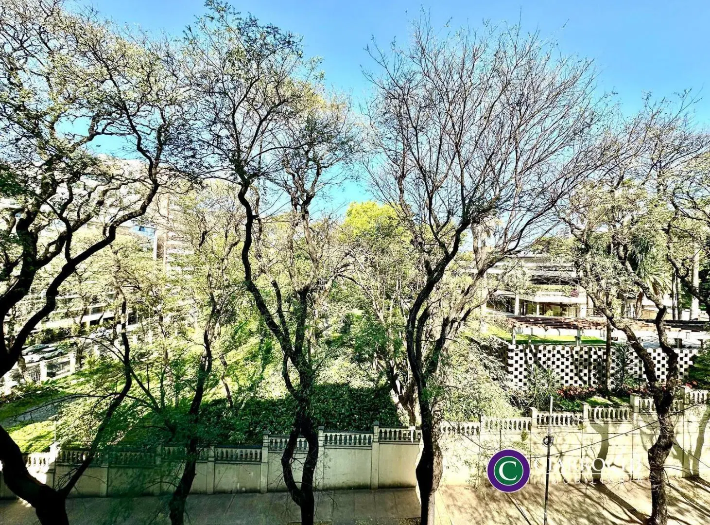 RECICLADO - Olleros y Villanueva - Piso de Categoría con Gran Balcón y 2 COCHERAS 3