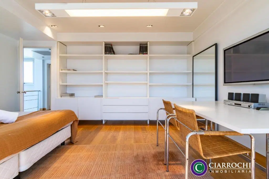 Vistas al Río y a la Ciudad - Exclusivo Penthouse con Cocheras en Recoleta 8
